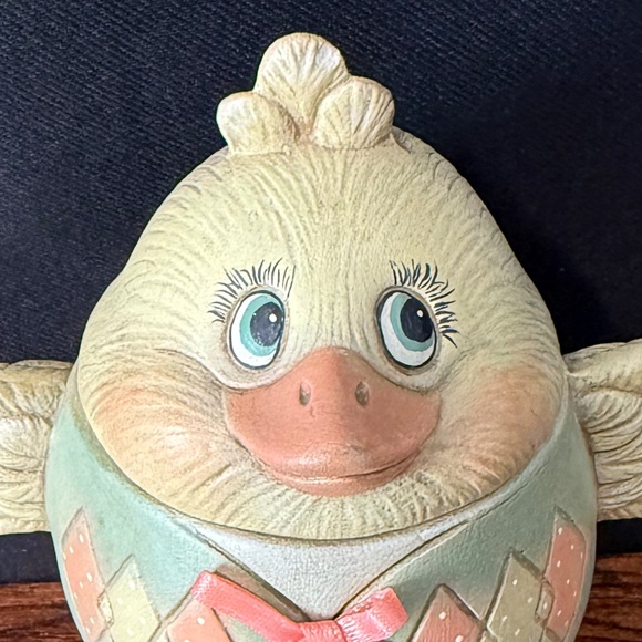 Easter Egg Chick Trinket Box - Picture 3 of 12